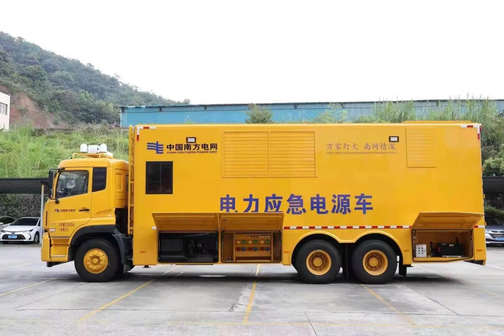 田阳安康大型柴油发电机发电车UPS电源出租租赁